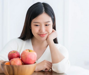 Studi: Makan Apel dengan Kulitnya dapat Mencegah Pertumbuhan Sel Kanker Payudara