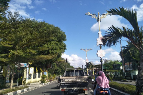 PJU Ilegal di Lombok Tengah NTB Ditertibkan