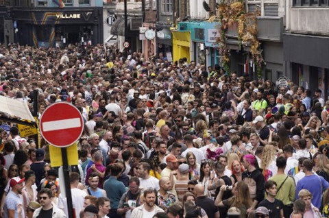 30.000 Orang Berpartisipasi dalam Pawai LGBT di London Inggris