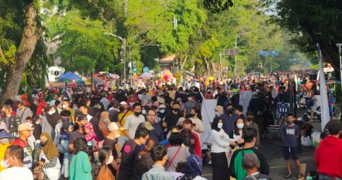 CFD Jombang Digelar Lagi, Warga Membeludak