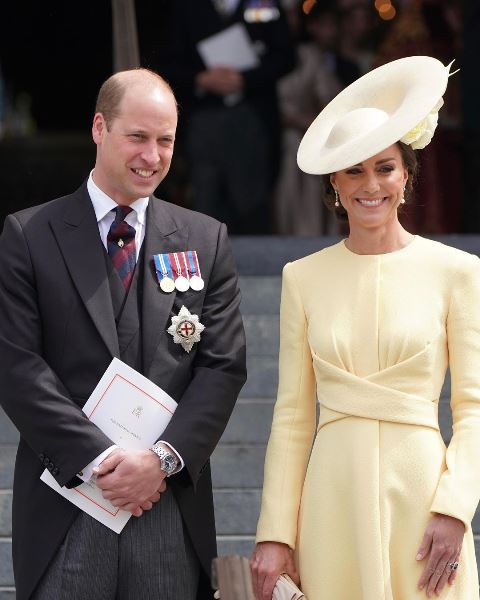  Gerakan ini dilakukan Kate saat bersama suaminya.  (Foto: Dok. Instagram resmi Duke and Duchess of Cambridge/@dukeandduchessofcambrige)