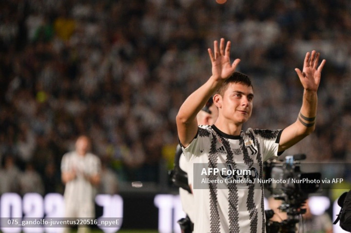 Totti Masih Berharap Roma Dapatkan Dybala