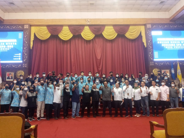 230 Mahasiswa UNS dan IPB Diterjunkan dalam KKN Desa Presisi