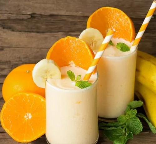 Ini resep smoothies campuran jeruk sunkist dengan pisang. (Foto: Dok. Endeus TV)