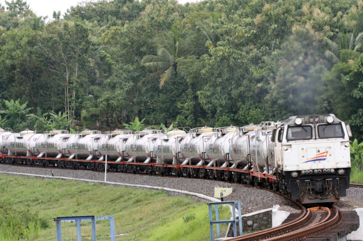 Subholding Gas Pertamina Sumbang Efisiensi Energi untuk Kereta Pembangkit KAI