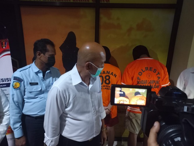 Jual Kekasih di Bawah Umur Lewat Aplikasi MiChat, 2 Remaja Dibekuk