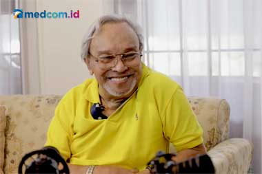 Cerita Pertemuan Bob Tutupoly dengan Jimi Hendrix