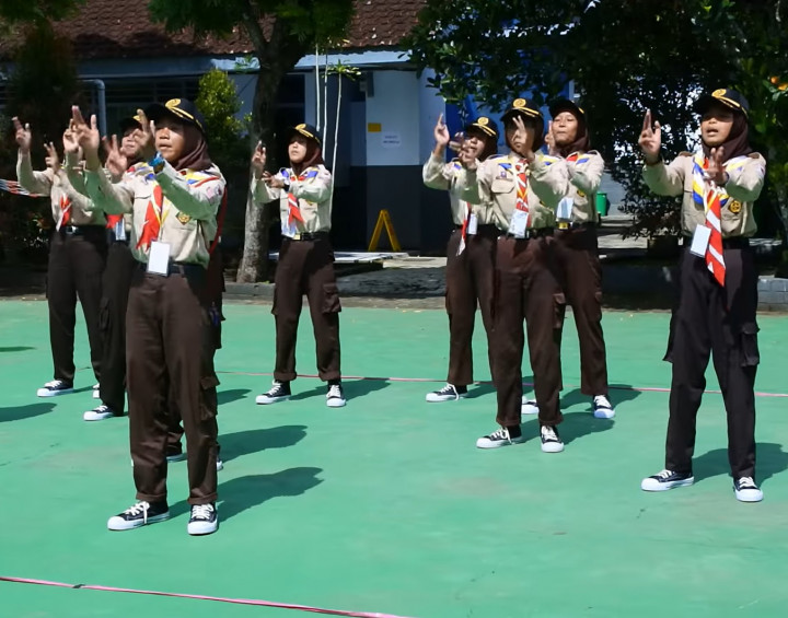 9 Contoh Yel Yel Pramuka Singkat dan Kreatif, Bikin Regumu Semakin Keren