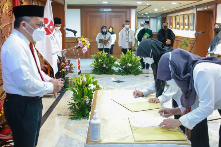 Kepala BRIN Lantik 448 Peneliti Hingga Perekayasa