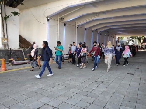 DKI Siapkan Sanksi untuk yang Doyan <i>Nyampah</i> di Dukuh Atas