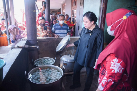 Ketua DPR Dorong Pemda Memajukan UMKM Telur Asin di Brebes
