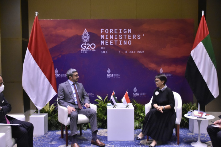 Indonesia, UAE Foreign Ministers Hold Bilateral Meeting in Bali