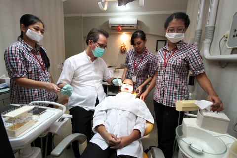 Pembukaan Beasiswa LPDP untuk Dokter Gigi Tunggu Keputusan Kemenkes