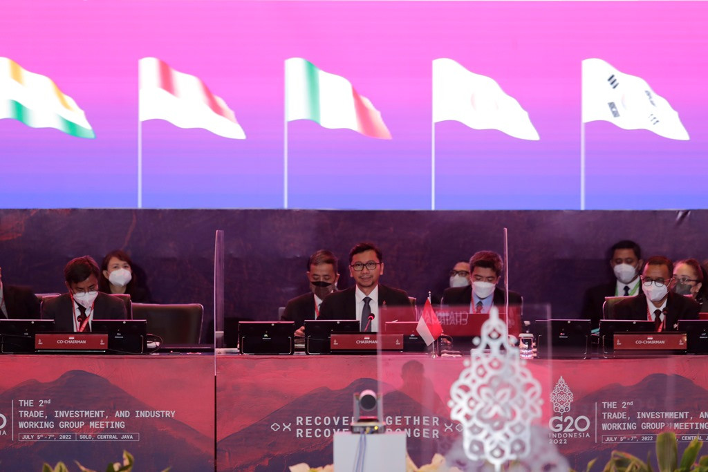 Dirjen Perundingan Perdagangan Internasional Kemendag Djatmiko Bris Witjaksono (tengah) dalam Pertemuan Kedua TIIWG G20. Foto: Biro Humas Kemendag.