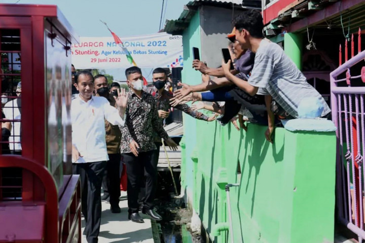 Jokowi Lakukan Peninjauan di Kawasan Kampung Belawan