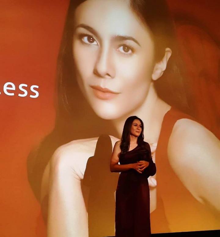 Punya Kulit Kencang, Berapa Kali dalam Sebulan Wulan Guritno Makan Junkfood?