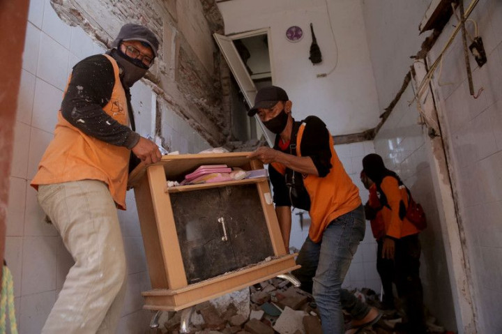 Hingga Juni, 419 Rumah di Surabaya Diperbaiki Jadi Layak Huni