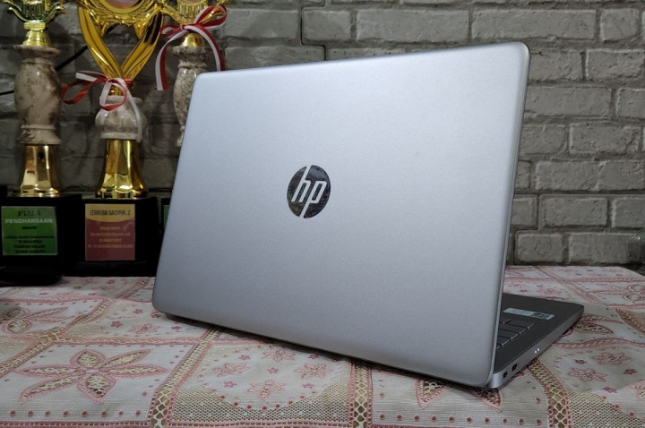 HP 14 Athlon 14s-dk1524AU, Terjangkau untuk Pengguna Kasual