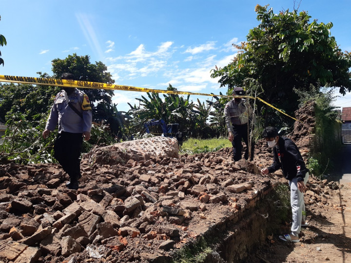 Tembok Cagar Budaya Diduga Keraton Dijebol Pemilik Lahan