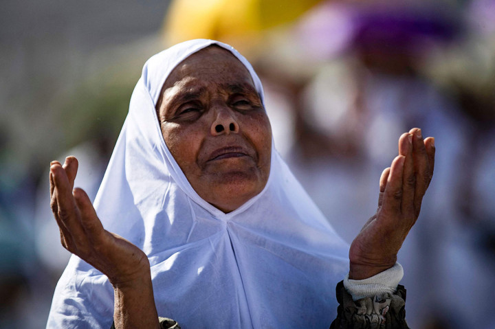 Foto: Zikir dan Doa Jemaah Haji untuk Isi Waktu Jelang Wukuf