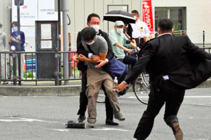 Senjata Rakitan yang Membunuh Shinzo Abe Disita Keamanan Jepang