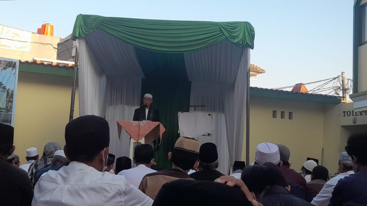 Sebagian Warga Tangsel Gelar Salat Id Berjamaah, Khatib Ingatkan Keteladanan Nabi Ibrahim