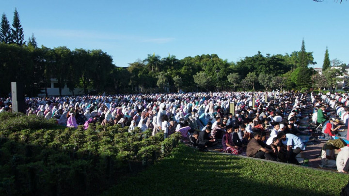 Ribuan Warga Malang Gelar Salat Id Hari Ini di Lapangan Kampus UMM