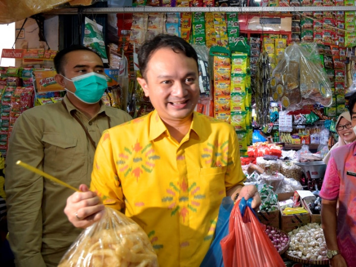 Wamendag Girang Dapat Apresiasi Positif dari Pedagang Pasar soal Minyak Goreng Curah