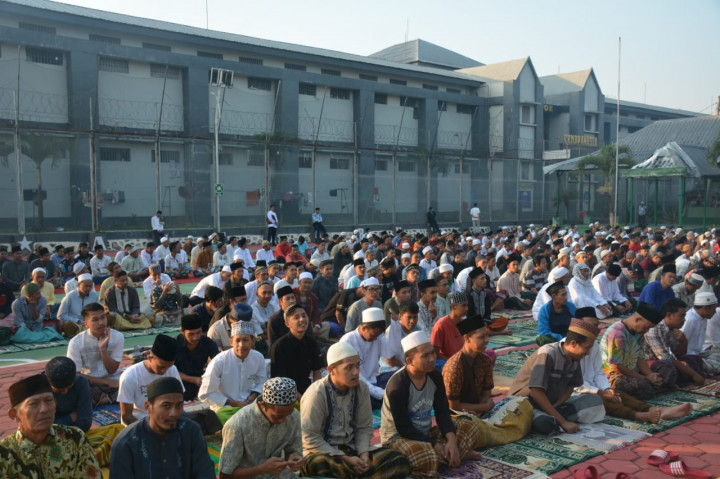 Ribuan Warga Binaan Lapas Malang Antusias Rayakan Iduladha Ribuan Warga Binaan Lapas Malang Antusias Rayakan Iduladha