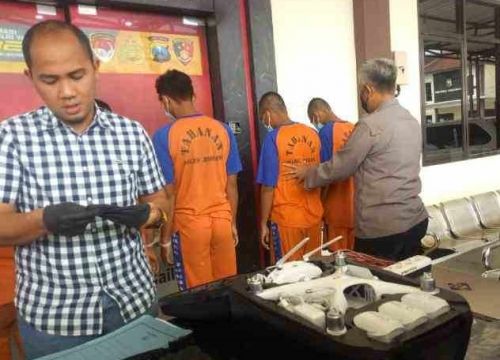 Anak Buah MSAT Intai Polisi Pakai Drone