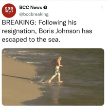 [Cek Fakta] Beredar Foto Boris Johnson Kabur ke Pantai Usai Mengundurkan Diri? Begini Faktanya