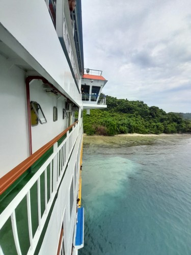 Gangguan Mesin, KMP Batumandi Kandas di Pulau Prajurit Lampung Selatan