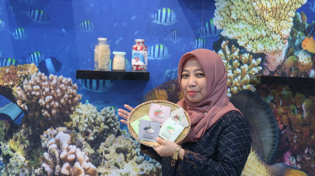 Guru Besar IPB University dari Fakultas Perikanan dan Ilmu Kelautan (FPIK) Mala Nurilmala. DOK IPB