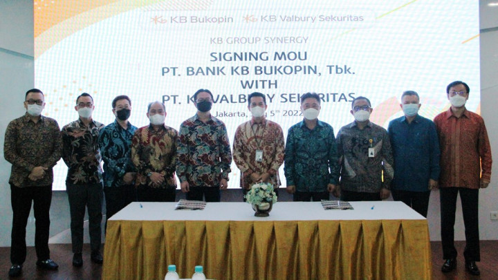 Bank KB Bukopin Jalin Nota Kesepahaman dengan KB Valbury Sekuritas
