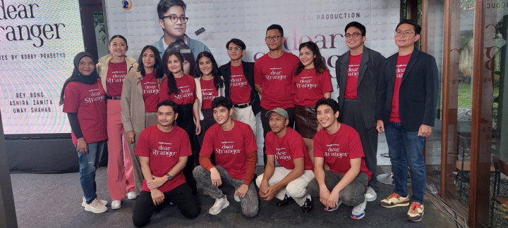 Diminta Umay Shahab Beradegan Merokok, Rey Bong Sempat Takut Dimarahi Ibu