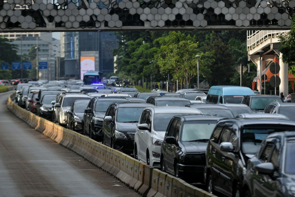 Kemacetan di Jalan Sudirman Jakarta. MI/Andri Widiyanto