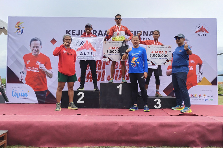 Jawa Barat Raih Juara Umum Kejurnas Lari Trail di Sulteng
