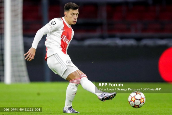 MU Sepakati Transfer Lisandro Martinez dengan Ajax