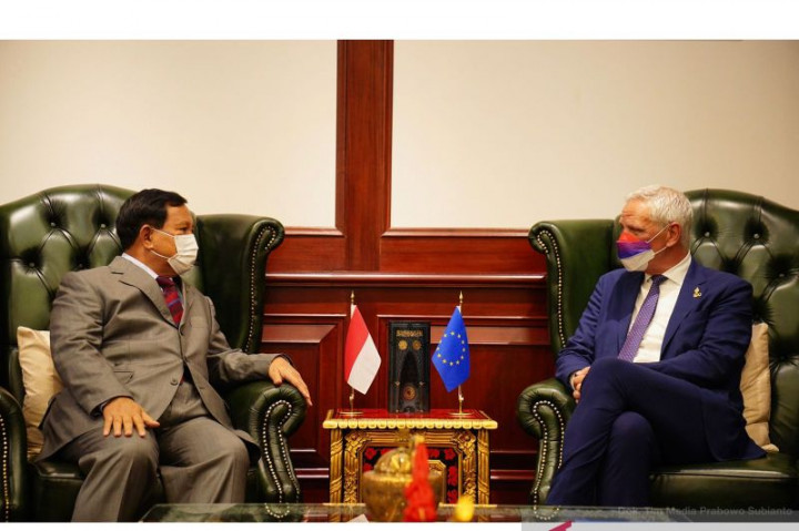 Temui Perwakilan Bank Investasi Eropa, Prabowo Bahas Kerja Sama Pertahanan