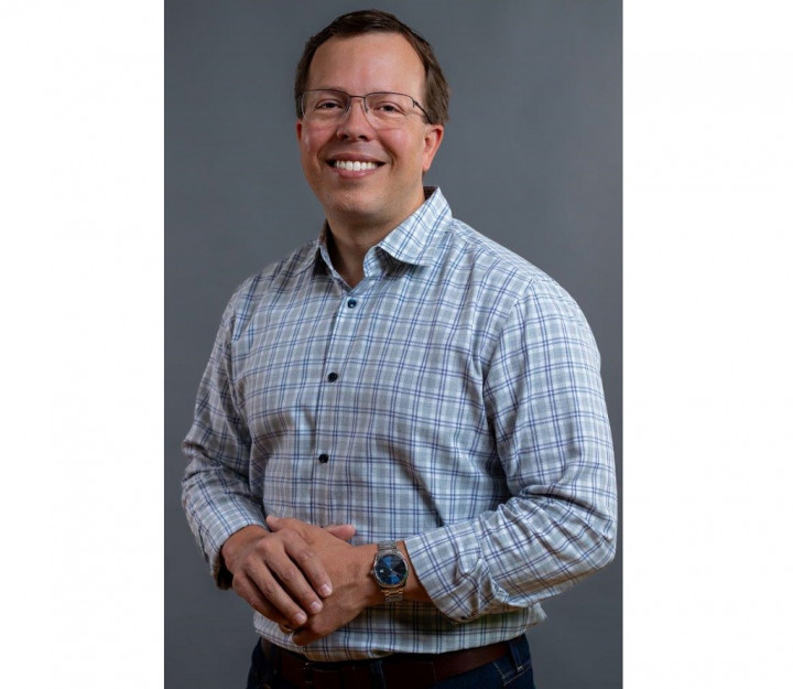 Matt Hicks Kini Jabat Presiden dan CEO Red Hat