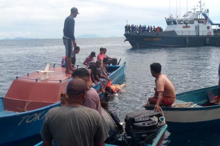 Basarnas Kerahkan 13 Armada Cari Penumpang KM Cahaya Arafah