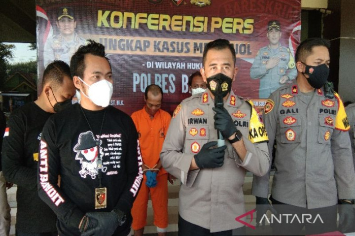 Warga di Kabupaten Batang Terbunuh Lantaran Buang Sampah Sembarangan