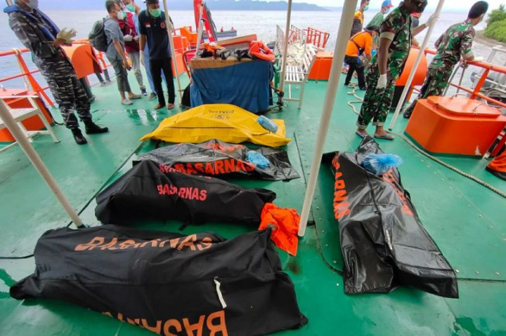 10 Jenazah Korban Tenggelamnya KM Cahaya Arafah Ditemukan