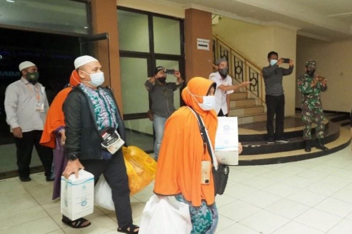 Jemaah Haji Asal Madiun Wajib Isoman 2 Pekan Setibanya di Tanah Air Jemaah Haji Asal Madiun Wajib Isoman 2 Pekan Setibanya di Tanah Air