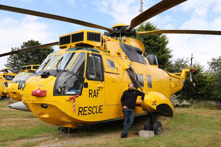 Helikopter Bekas Pangeran William Disulap Jadi Penginapan, Harga Sewanya Rp2,8 Juta