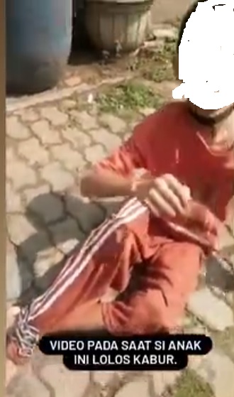 Viral, Anak di Bekasi Dirantai Memelas Minta Makan