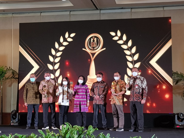 Komitmen Terhadap Perlindungan Anak, Kemendikbudristek Diganjar Anugerah KPAI