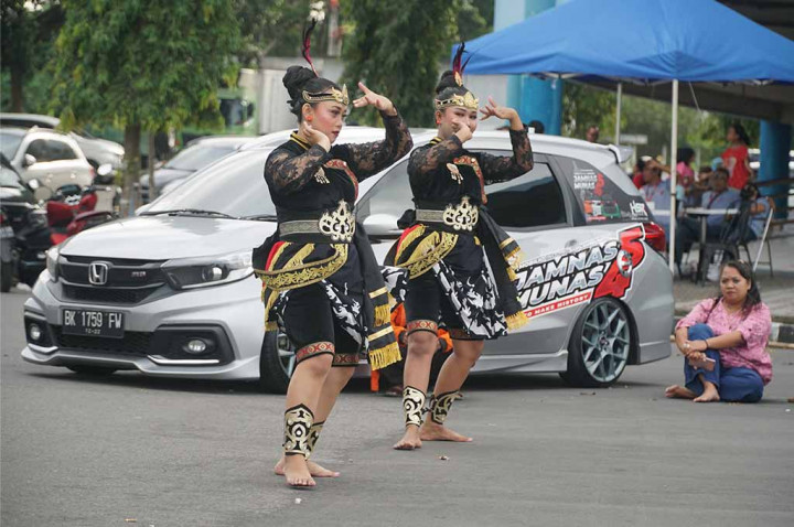 Mobilio Milik Mobility Ini Cetak Rekor Teririt 41,4 KM Per Liter?