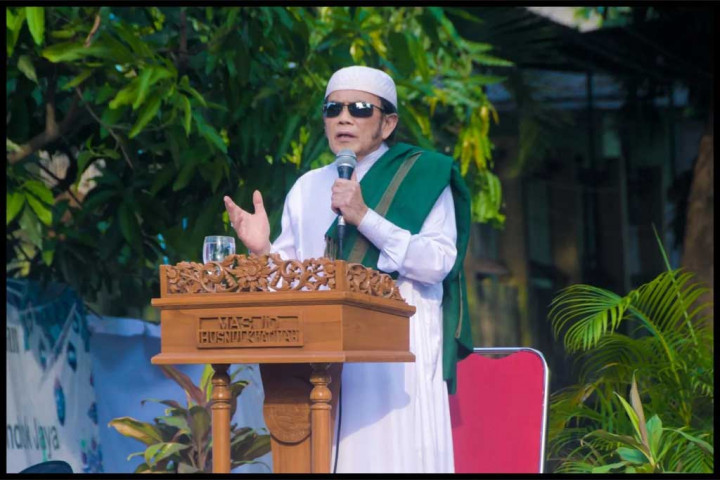Polisi Panggil Penyebar Video Hoaks Sandal Raja Dangdut Rhoma Irama Hilang di Masjid