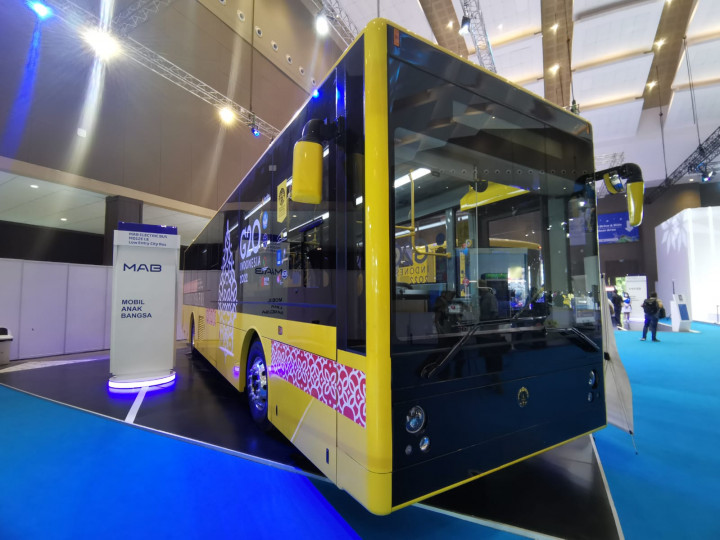 Bedah Kemampuan Bus Listrik Hasil Buatan UI dan MAB